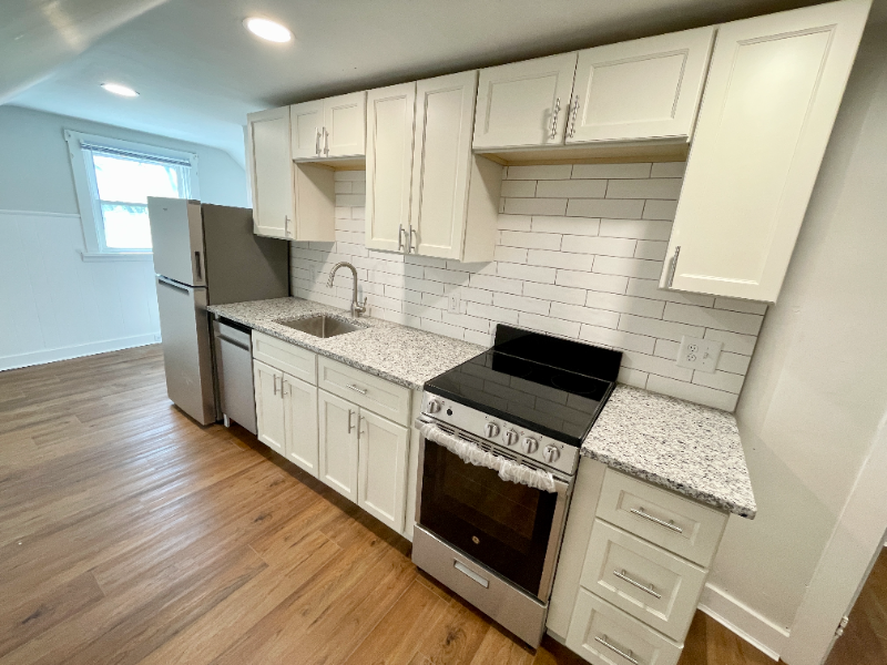 4518 Ashland Ave #4518APT3 - Photo 4 of 24