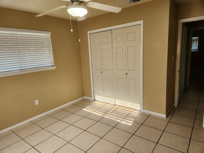 212 W. Co. Rd. - Photo 6 of 10