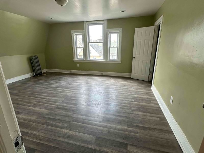 2 Hawthorne Pl #3 - Photo 2 of 7