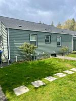 featured image of 2843 Harold Dr Se