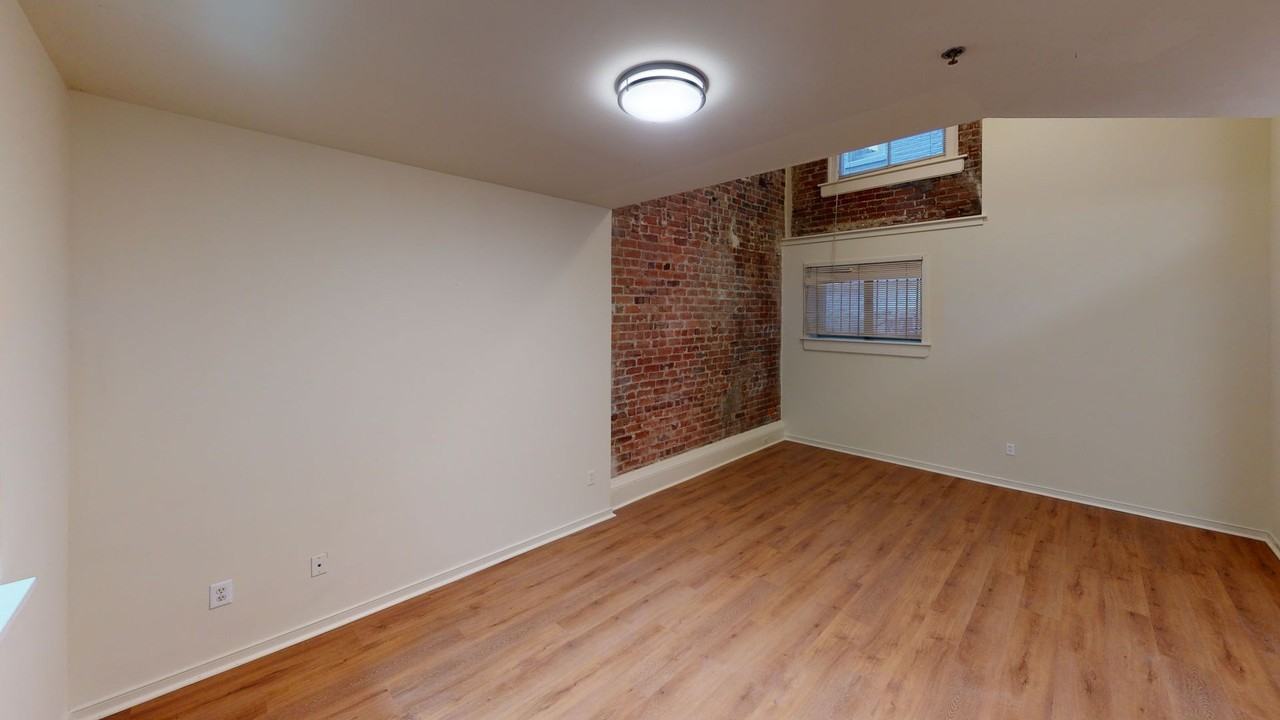 211 N Foushee St - Photo 3 of 18
