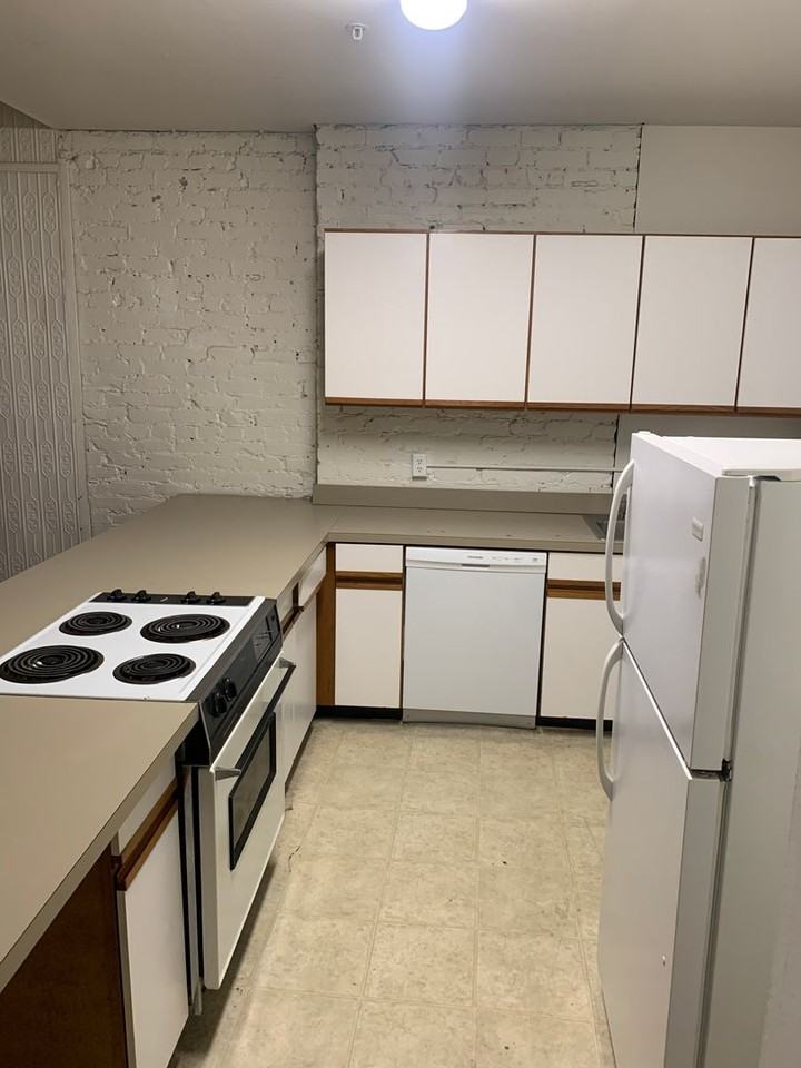 308 West Broad Street - Photo 3 of 12