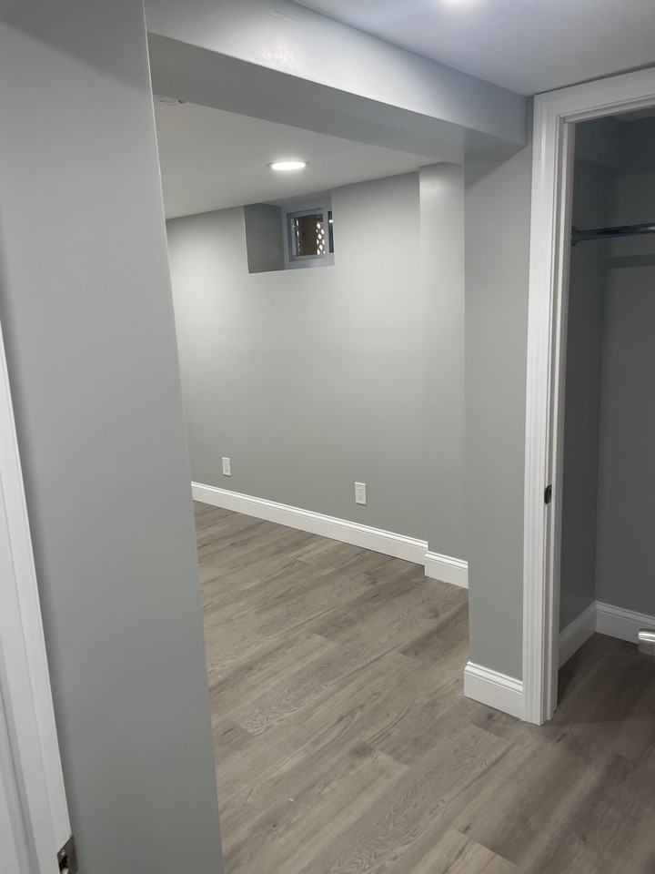 103 Russo Street #B - Photo 3 of 8