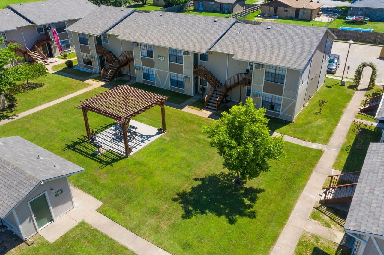 Alderview Apartments - Photo 3 of 6