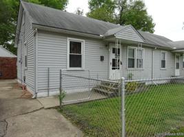 featured image of 1710 E Moffat Ave