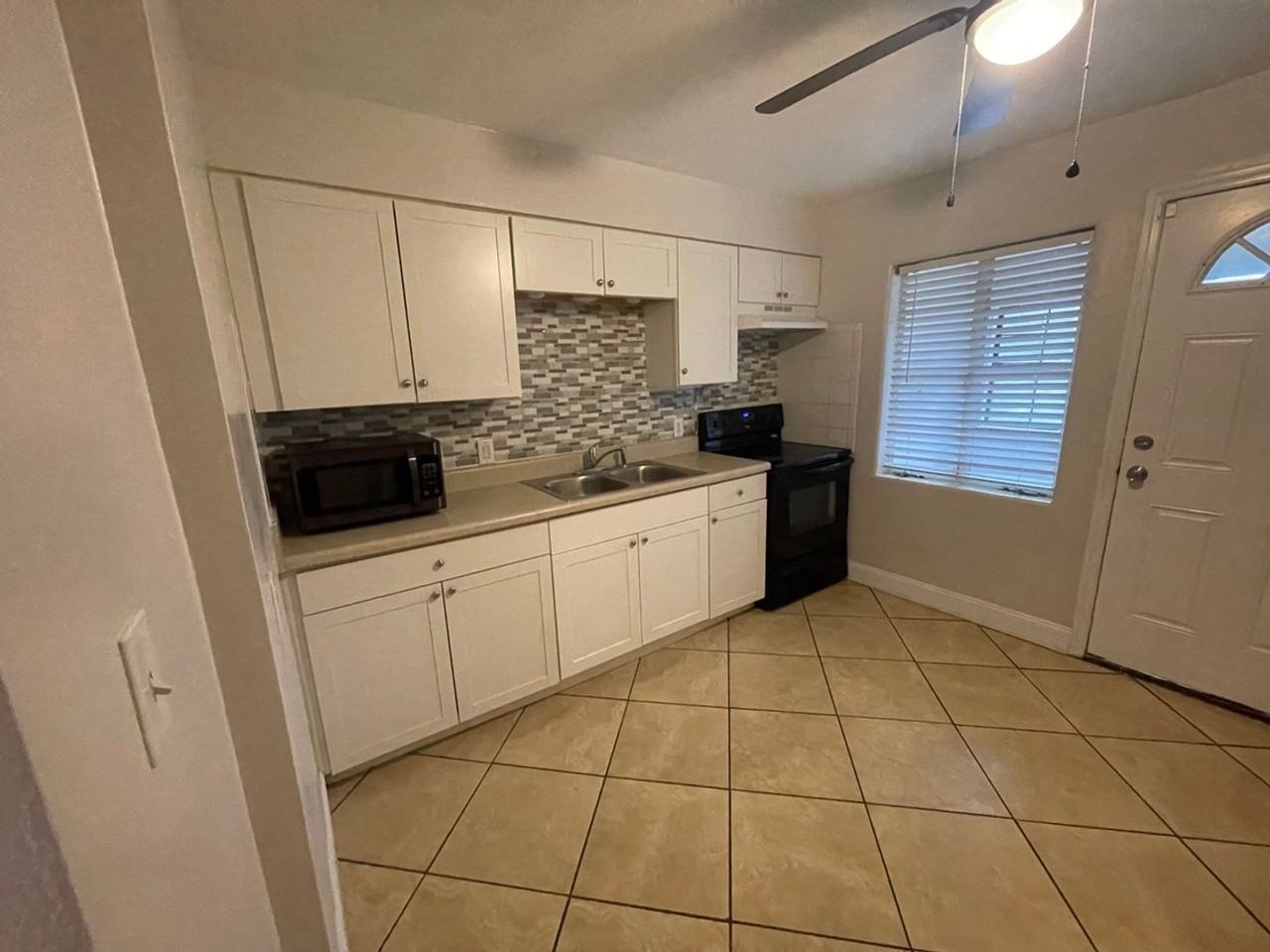 1511 West Main Street - Photo 3 of 7