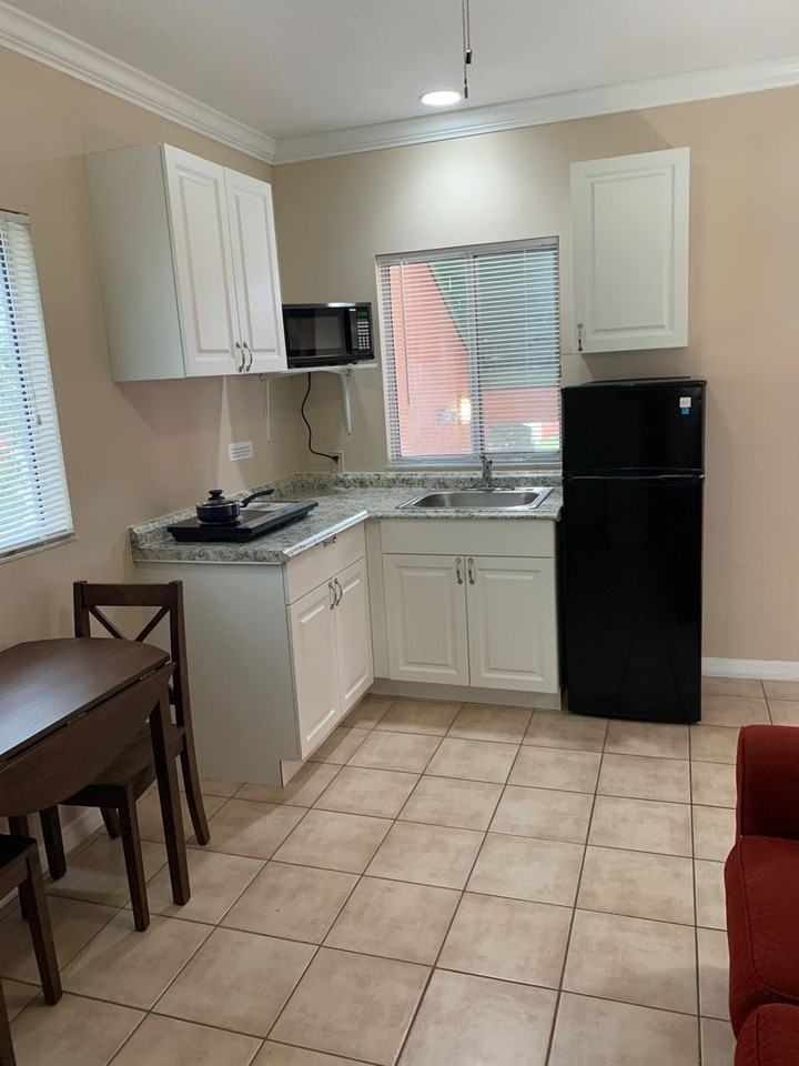 2777 N Poinciana Blvd - Photo 2 of 13