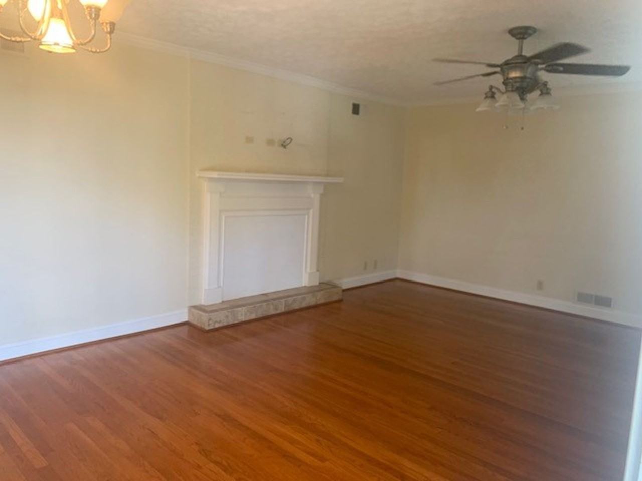 2505 Harrison St - Photo 3 of 14