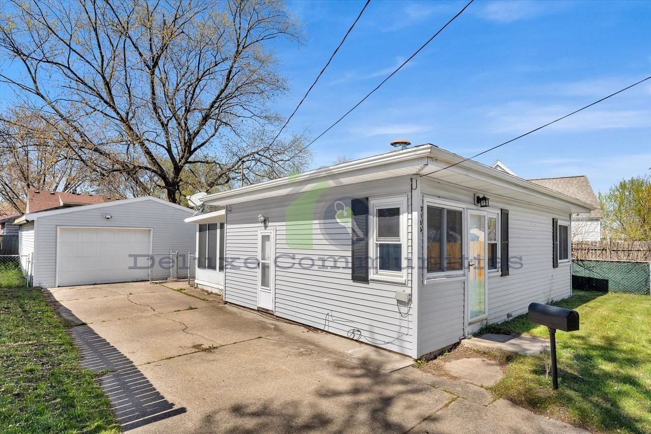 3185 Stratford Dr Sw - Photo 3 of 31