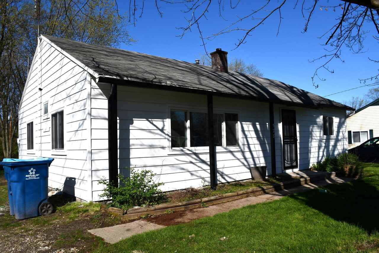 528 Royalton Dr - Photo 2 of 43