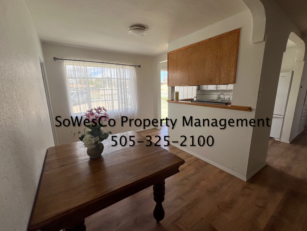 1015 N Butler Ave - Photo 5 of 11