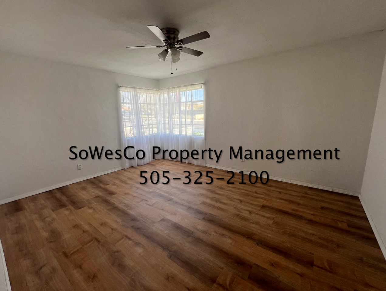 1015 N Butler Ave - Photo 6 of 11