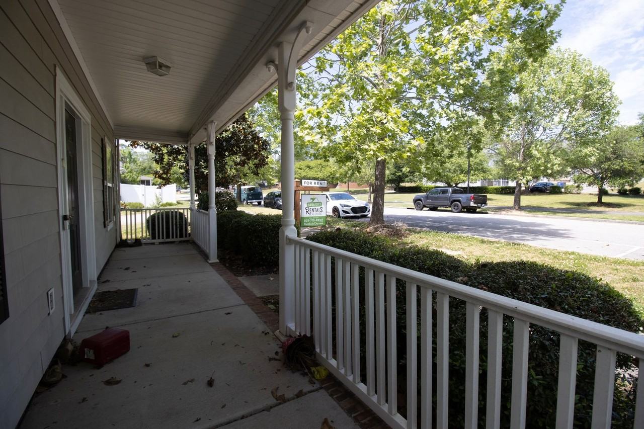 417 S Pickens St - Photo 6 of 27