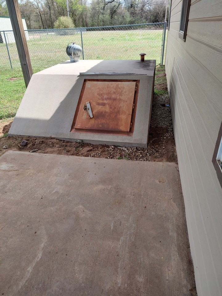 101 Surrey Dr #NA - Photo 3 of 14