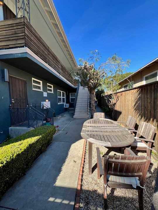 12317 1/2 W Washington Blvd #12317 - Photo 3 of 10