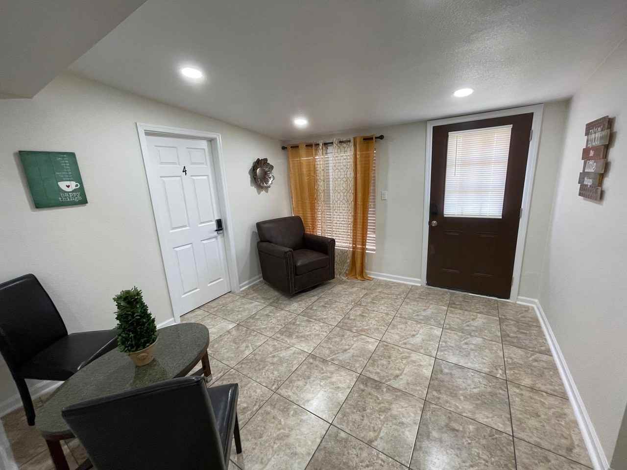 W Meadow Dr - Photo 7 of 16