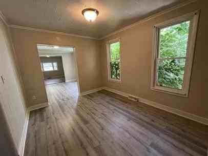 499 West Avenue - 1 #1 - Photo 3 of 17