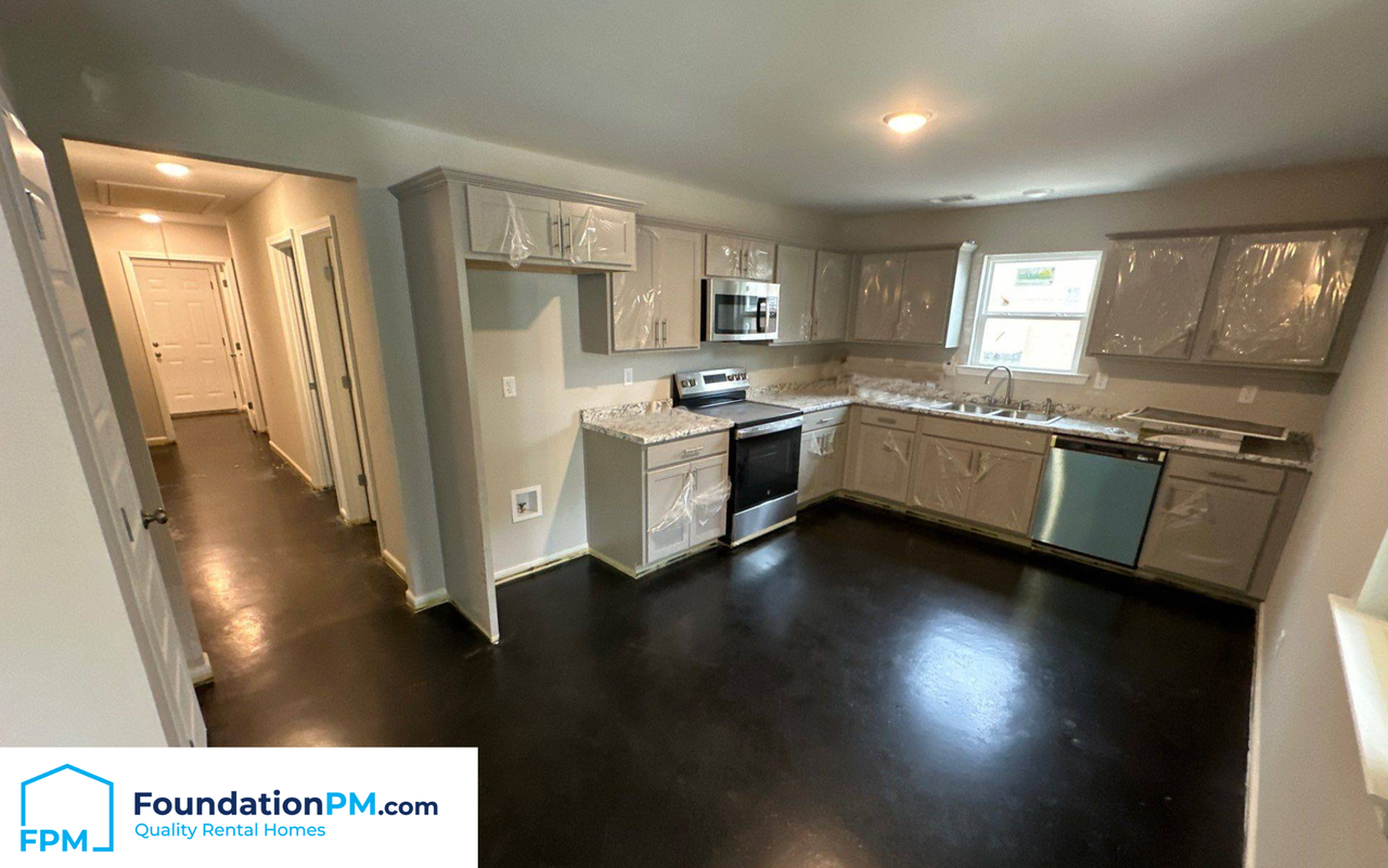 307 Harrell St #1 - Photo 3 of 8