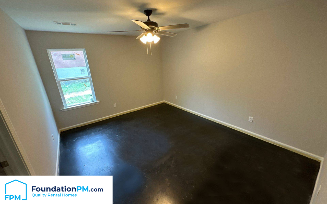 307 Harrell St #1 - Photo 4 of 8