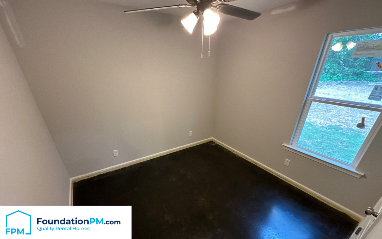 307 Harrell St #1 - Photo 6 of 8