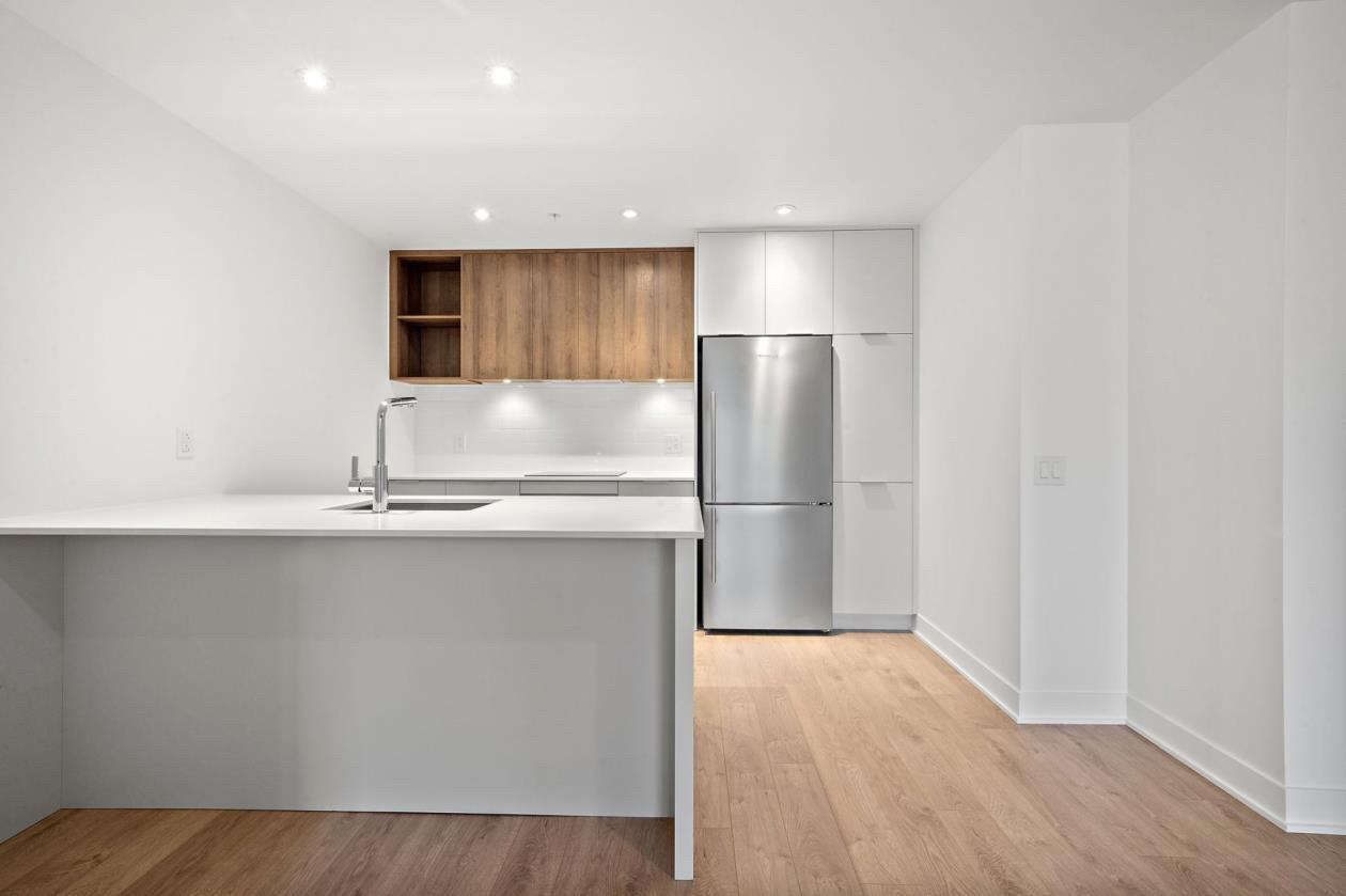 2385 Rue des Équinoxes - Photo 3 of 20