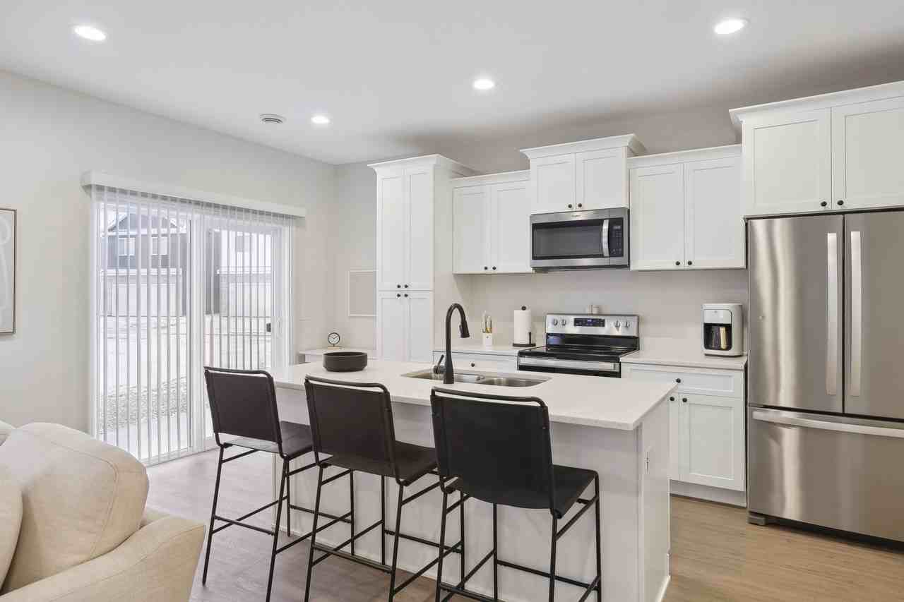 200 Probert Street - Photo 3 of 22