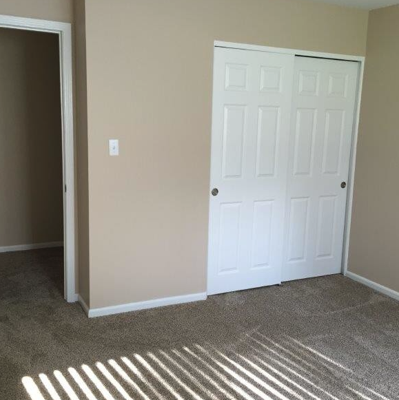 Heritage Arms - Photo 2 of 9