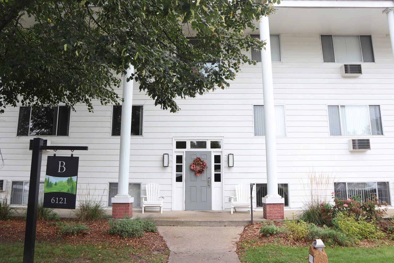 Heritage Arms - Photo 6 of 9