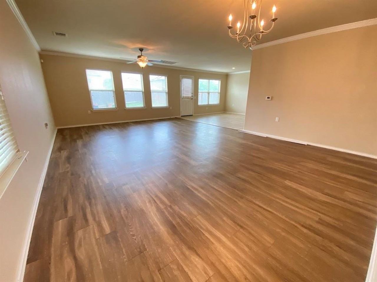 7105 Crestone Rd - Photo 2 of 34