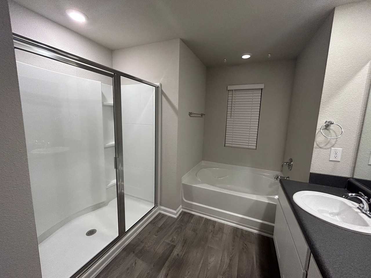 18912 Chipola Dr - Photo 3 of 27