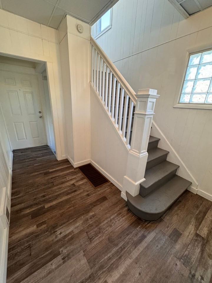 nor906 - Photo 2 of 9