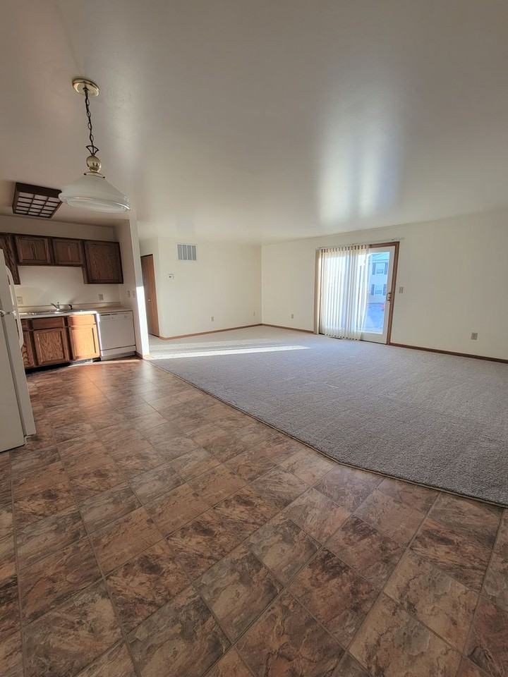 Westmoor Terrace Apartments - Photo 2 of 8