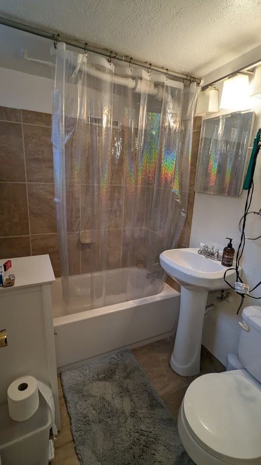 4620 W Hayward Pl - Photo 4 of 17