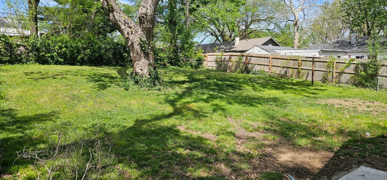 636 Ne 45th Ter - Photo 7 of 42