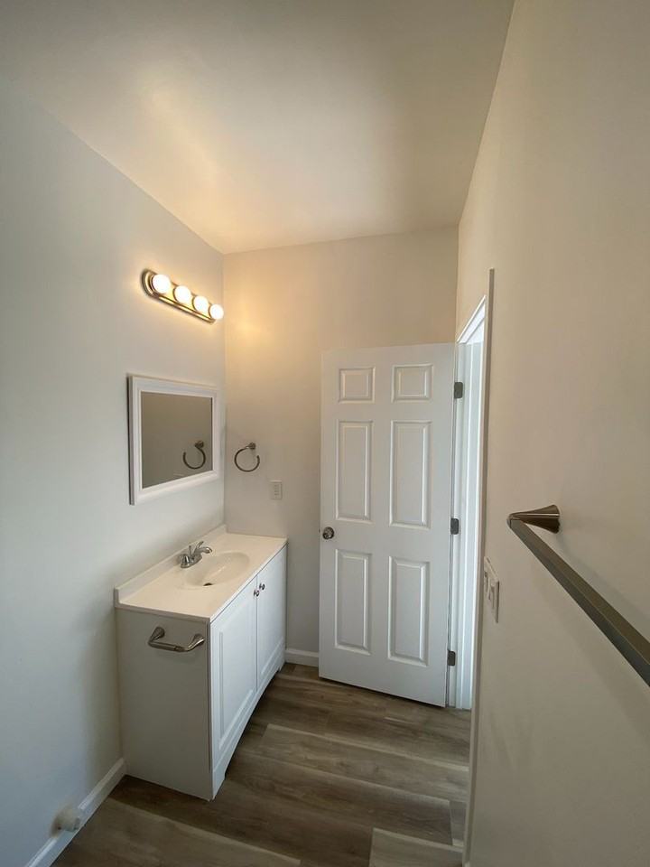 3817 Altos Ave - Photo 3 of 5