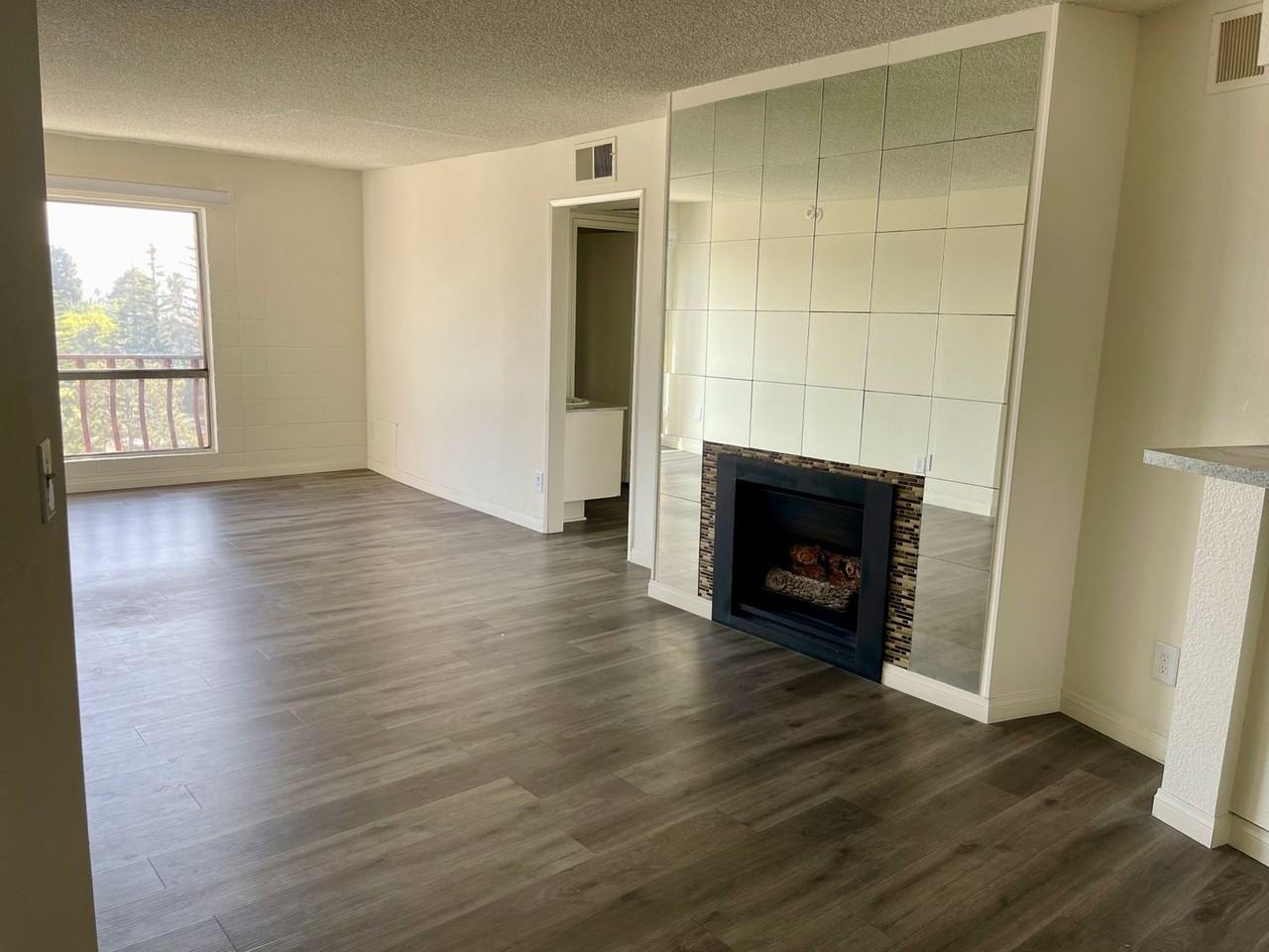 125 - Cedar Regency - Photo 3 of 7