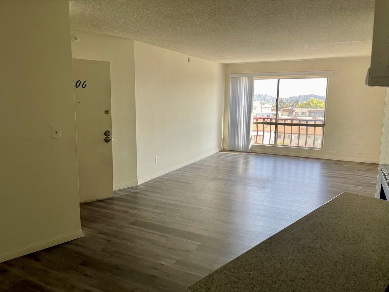 125 - Cedar Regency - Photo 4 of 7