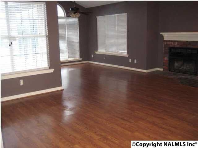 215 Waters Edge Ln - Photo 2 of 12
