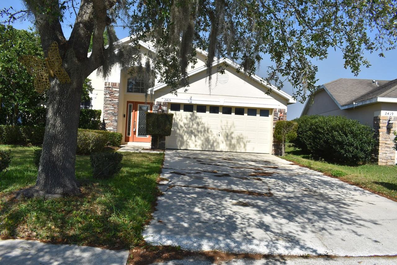 2415 Sabastian St - Photo 2 of 40