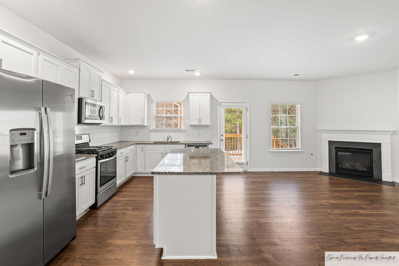 568 Stone Hollow Dr - Photo 6 of 37