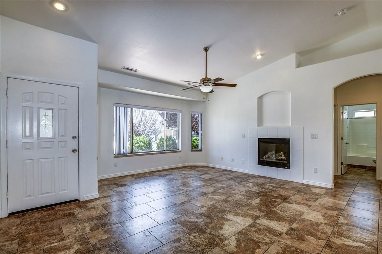 6815 E Kilkenny Pl - Photo 4 of 29