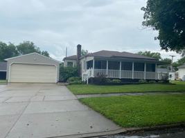 featured image of 343 Hayes Ave