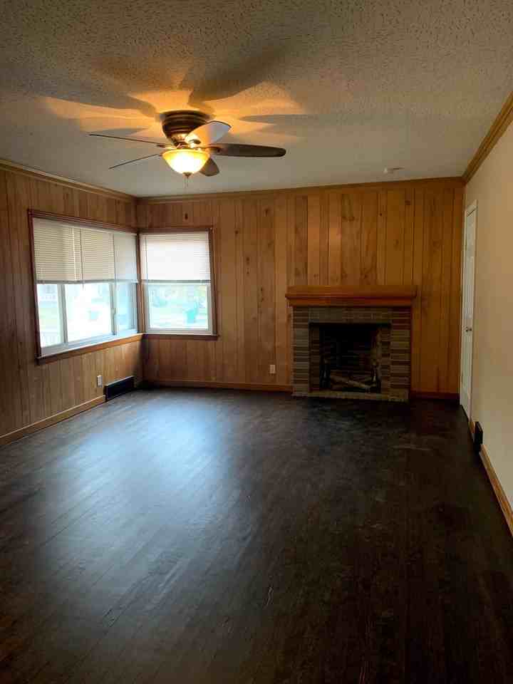 343 Hayes Avenue - Photo 4 of 15