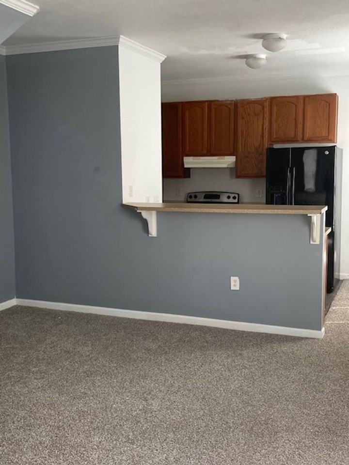 12211 Prudie St #A - Photo 3 of 13