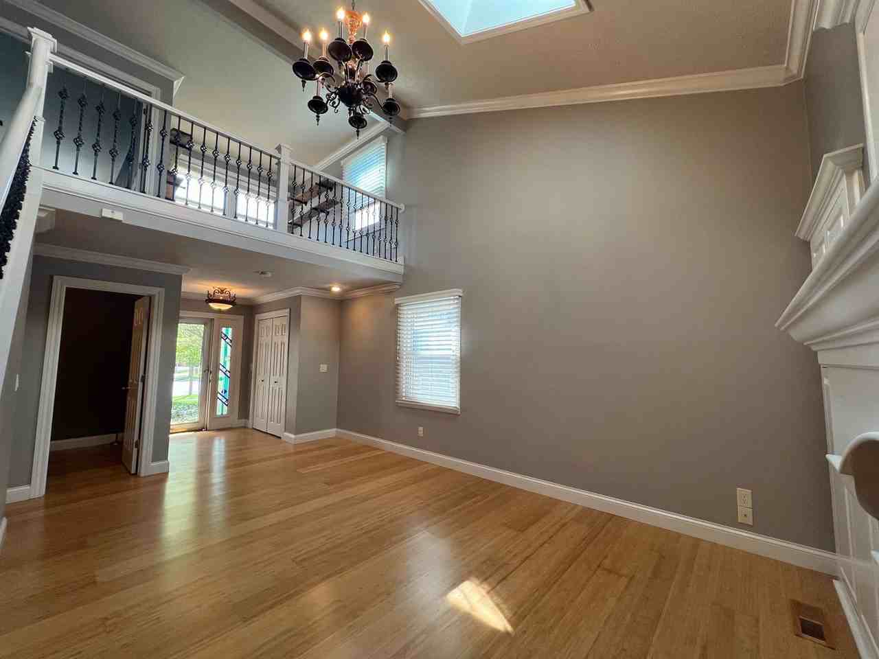 403 Cheshire Dr - Photo 3 of 24