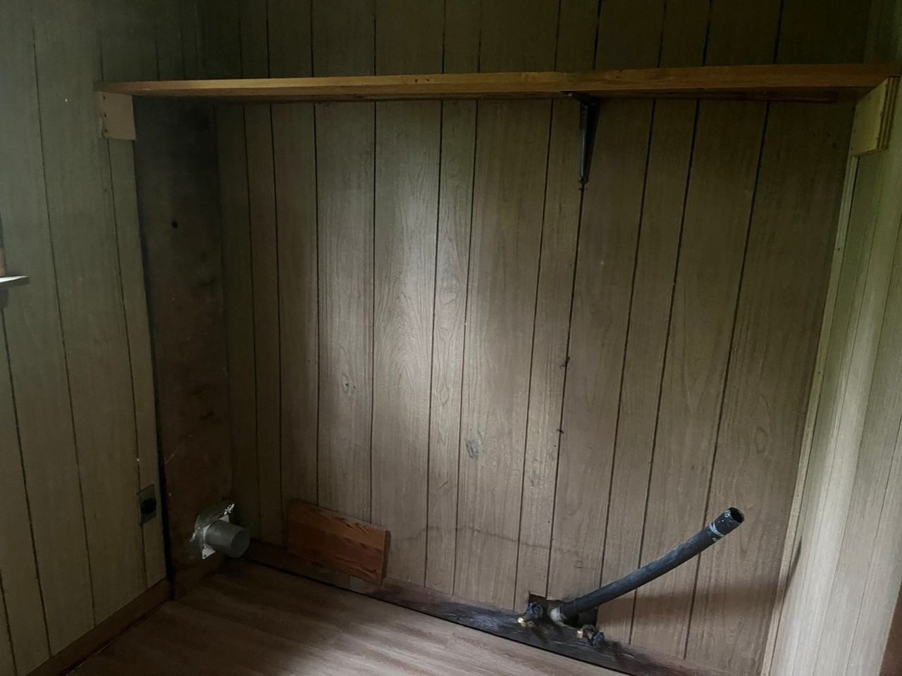 909 Belmont St - Photo 5 of 9