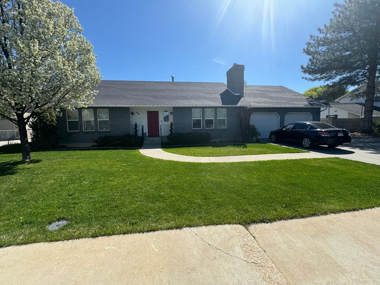 664 N 960 E - Photo 2 of 21