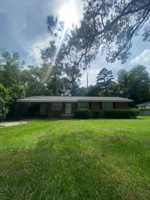 featured image of 216 N Lipona Rd