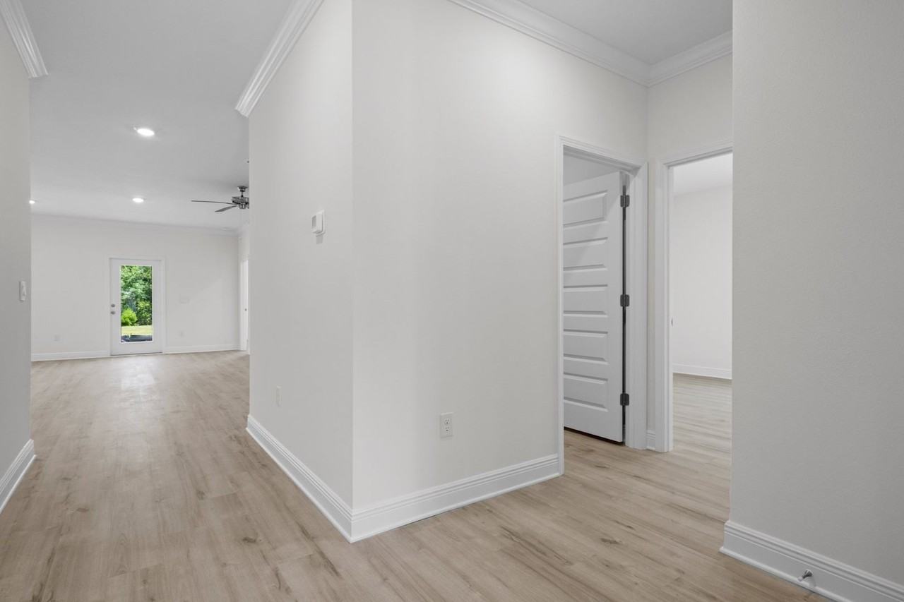 125 Emarie Grey Cir - Photo 4 of 39