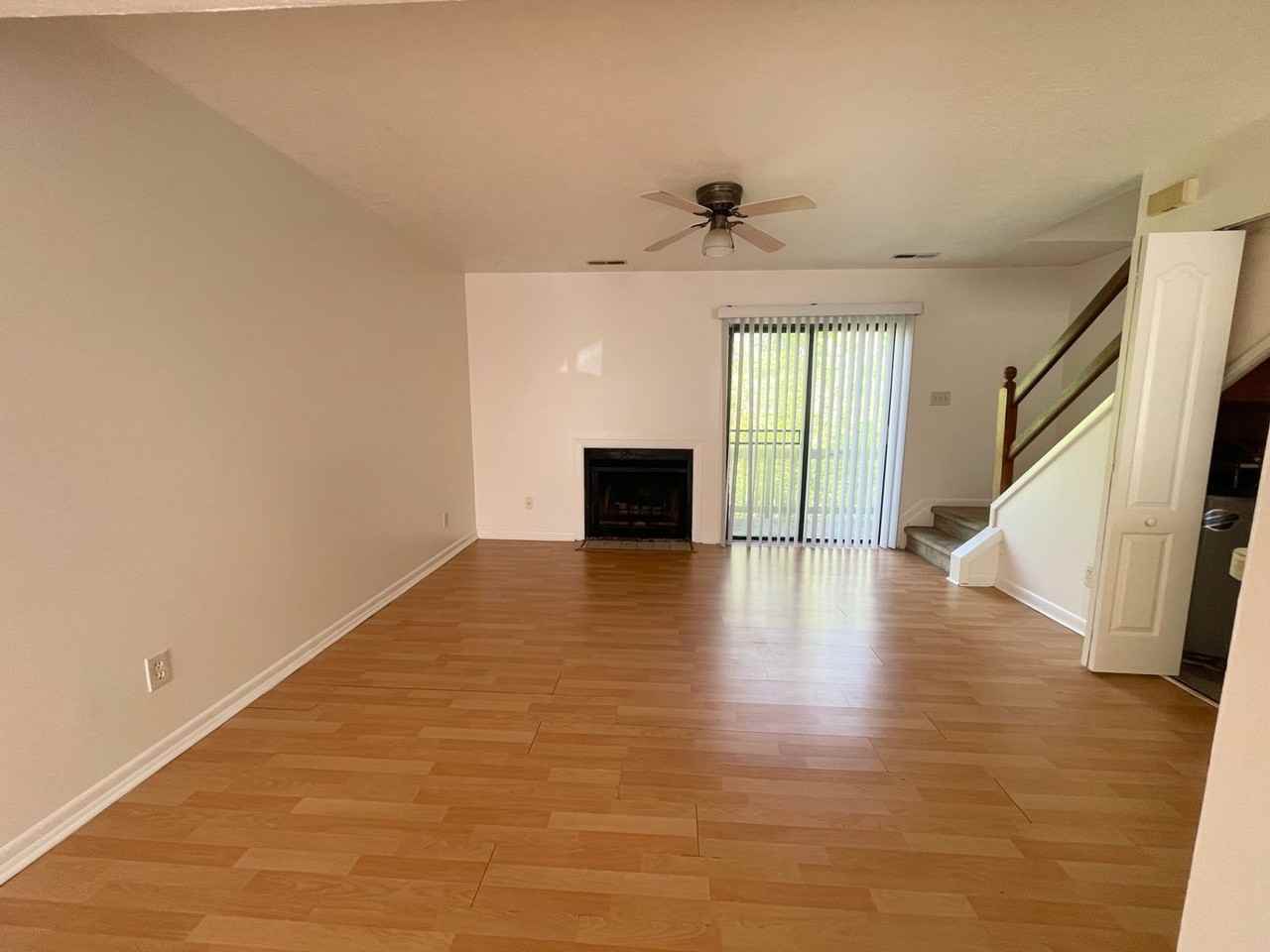 1430 Tenbury Dr - Photo 2 of 8